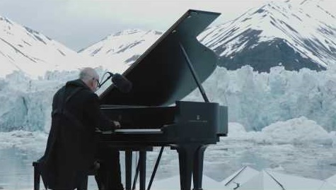 pianistinthearctic